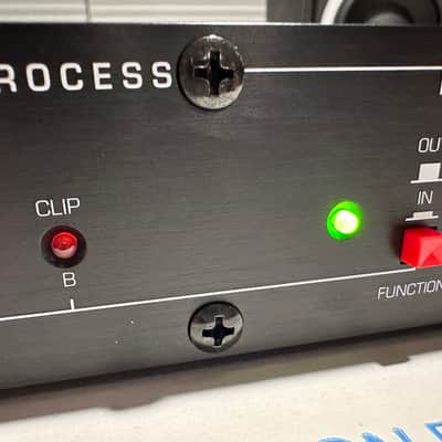 BBE 362 Sonic Maximizer 2000s - Black and Red image 2