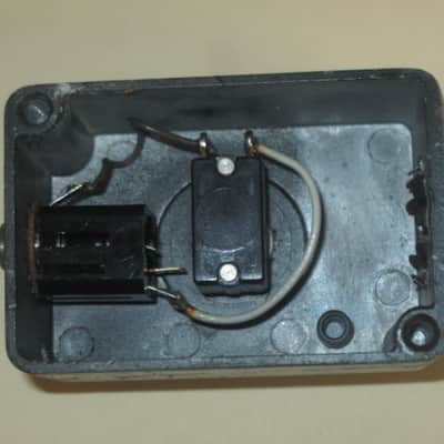 used vintage Morley RFS-1 Single Button Footswitch + feet [Single-button latching (push-on/push-off) footswitch] 1983-1990 - durabke metal casing, gray finish white graphic, single switch, 1/4"  mono jack (NO: box/paperwork) image 24