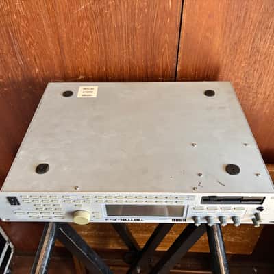 Korg Triton Rack Synthesizer/Sampler Workstation Ver 1.5.1 w/ power supply image 10