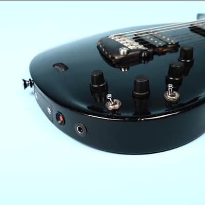 1996 Parker Fly Deluxe Vibrato - Black image 13
