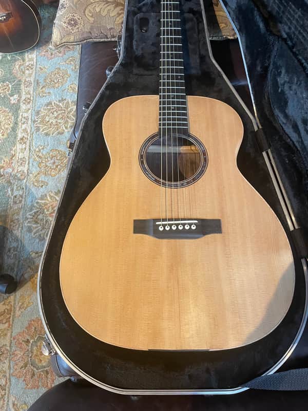 J Hale Custom Guitars OM Acoustic-electric 2024 - Clear image 1