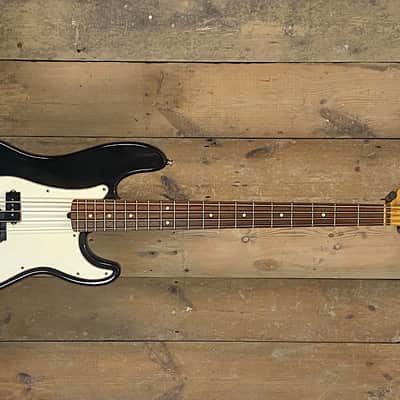 Fender American Standard Precision Bass with Rosewood Fretboard 1995 - 2000 - Black image 2