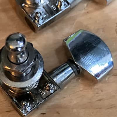 Yamaha Pacifica 311S 2000s Chrome Guitar Machine Heads Tuners 6 - in - line image 7
