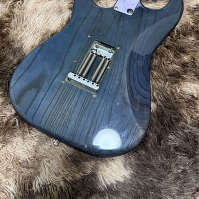 2001 Fender Custom Shop Stratocaster Loaded Ash Body - Cobalt Blue image 7