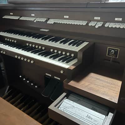 Allen Digital Computer Organ w/ 32 Note Concave Pedalboard, Bench & Allen HC15 Speakers! image 6
