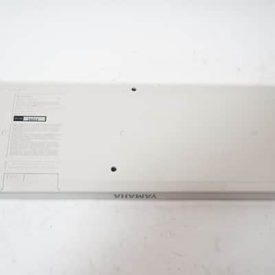 YAMAHA CS01 WHITE Rare Color Mobile Analog Synthesizer CS-01 w/ 100-240V PSU EXCELLENT image 9