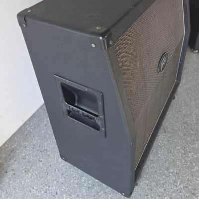 Peavey Triple XXX Slant 4x12" Cab image 5
