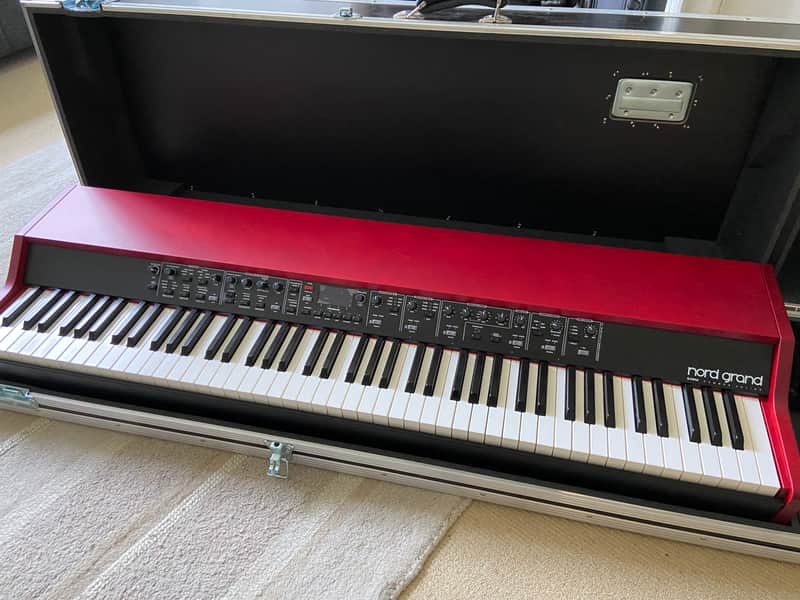 Nord Grand Hammer Action 88-Key Digital Piano