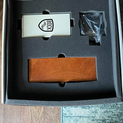 Soundelux USA U99 David Bock Large Diaphragm Multipattern Tube Condenser Microphone - Black image 12