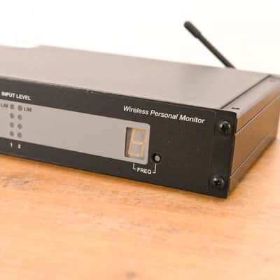 Shure PSM 400 In-Ear Monitoring System - X1 Band (NO POWER SUPPLY) CG010Q4 image 2