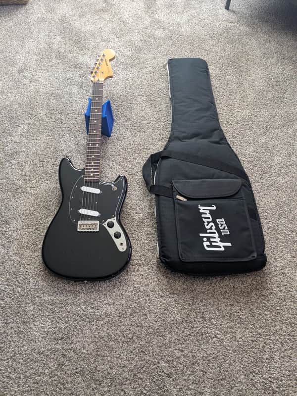 Fender Player II Mustang 2024 - Present - Black