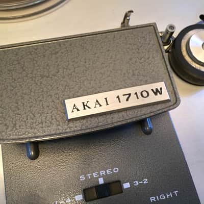 AKAI 1710W Reel-to-Reel Player 1/4" Open Reel Tube Amp Tape Recorder 4-Track Stereo 1960s Wood image 3