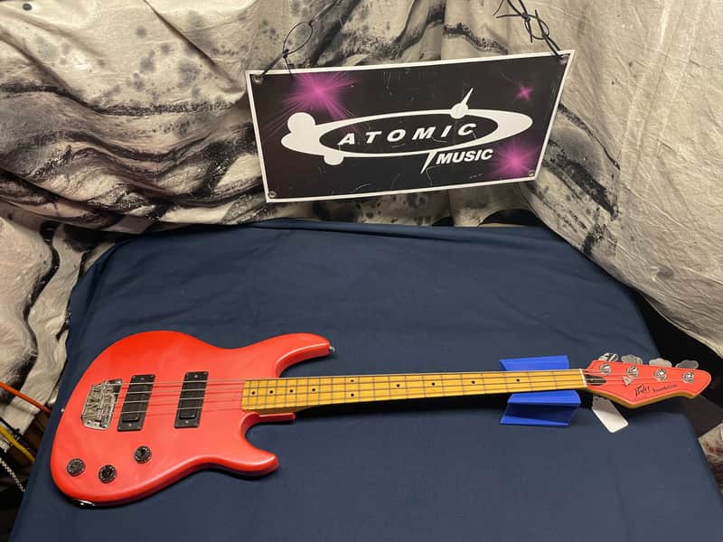 Peavey Foundation IV 4-string Bass image 1