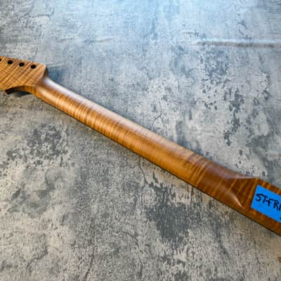 BMC Guitar 5AAAAA FLAME MAPLE Neck Strat® Stratocaster® 22 Fret Roasted With Rosewood Fingerboard Nitro Lacquer 9.5 Radius  STFRM5A #3 image 4