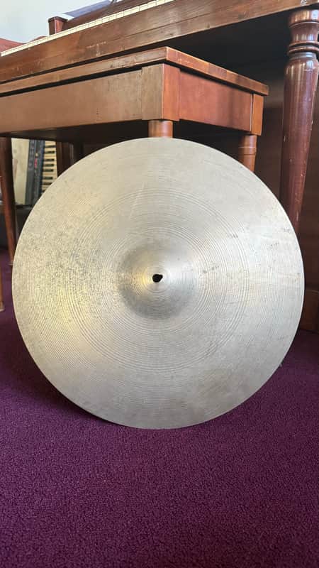 Zildjian Avedis 18” Crash 1970s image 1