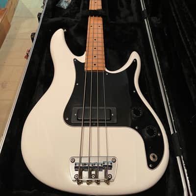 1987 Peavey Patriot Bass w/ hard case - USA made bass! image 1