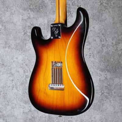 Fender Eric Johnson Stratocaster  Maple Fretboard 2017 Two Tone Sunburst image 8