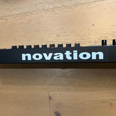 Novation Launchkey 49 MKIII MIDI Keyboard Controller 2020 - Present - Black image 7