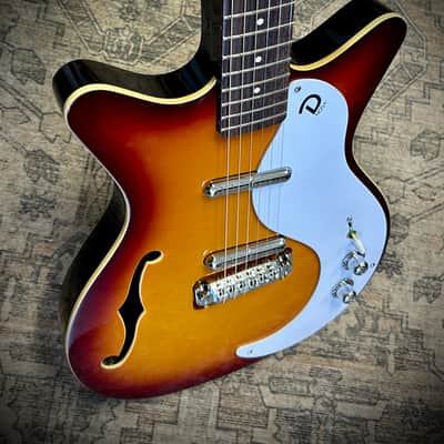 Danelectro Prototype 2026 - Sunburst Bild 1