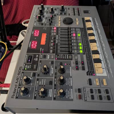Roland MC-505 Groovebox 1998 - 2002 - Gray image 1