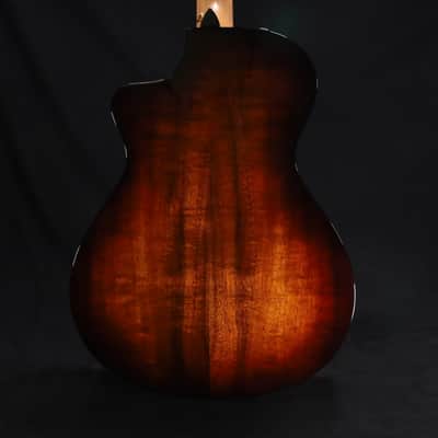 Taylor 222ce-K DLX Grand Concert Acoustic-electric Guitar - Shaded Edge Burst 570 image 10