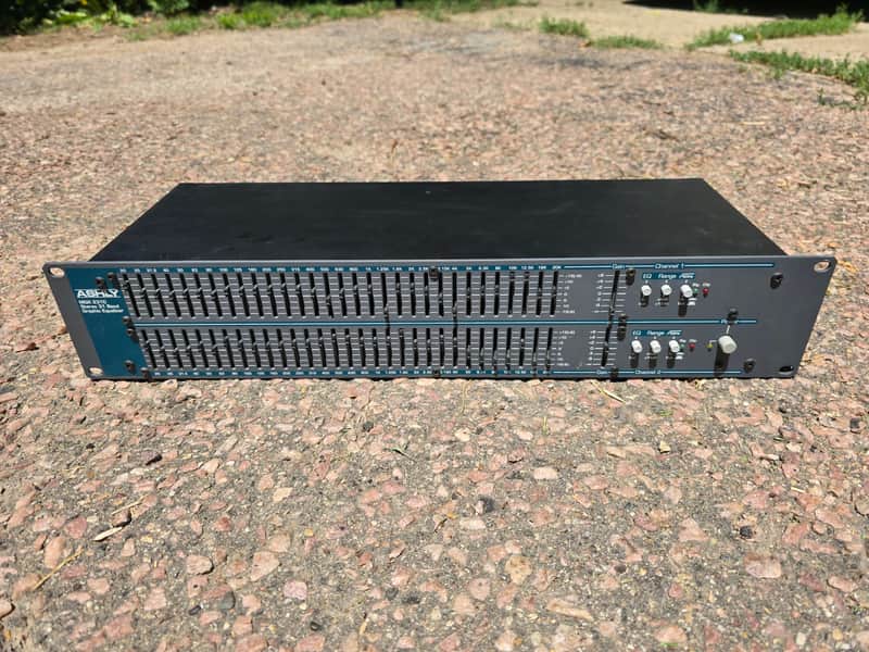 Ashly MQX-2310 31 Band Stereo Rackmount Equalizer image 1