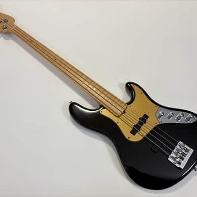 Fender Jazz Bass American Deluxe 2004 Montego Black image 10