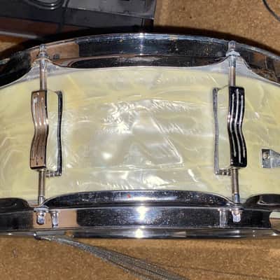 1968 Ludwig No. 900 5.5" x 14" Super Classic Snare Drum Keystone Badge image 4
