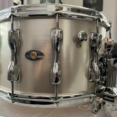 Slingerland Magnum 1983 - Silver Mist 8X14 Snare Drum 12 Lug Near Mint Condition! image 9