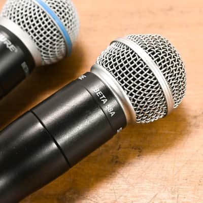 Shure UR4D+ Dual Wireless Receiver with UR2/BETA58A Mic Pair - J5 Band CG01Z1J image 18