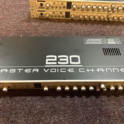 Aphex 230 Vocal Channel Strip with Mic Pre, EQ, and Compressor (1/3) image 2
