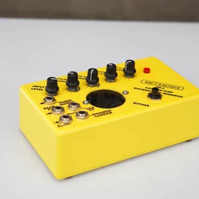 Metasonix TM-1 Vacuum Tube Waveshaper / Ring Mod Effects Pedal #58778 image 5