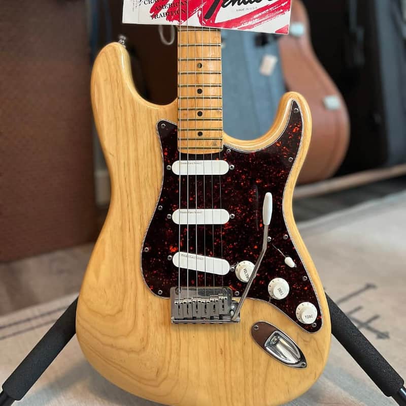 Fender Strat Plus Deluxe Electric Guitar | Reverb