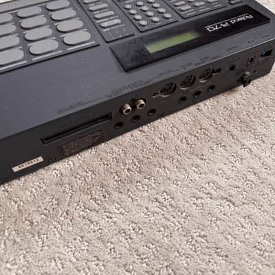 Roland R-70 Human Rhythm Composer 1990s image 2