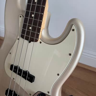 Fender American Standard Jazz Bass with Rosewood Fretboard 2008 - 2012 - Blizzard Pearl image 7