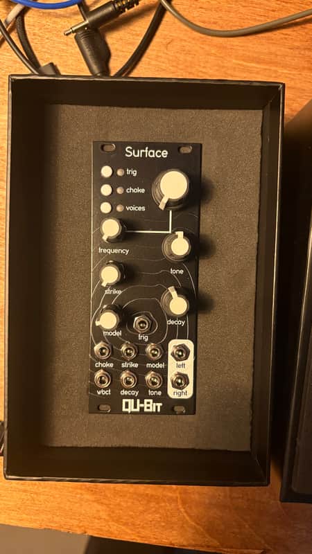 Qu-Bit Electronix Surface image 1