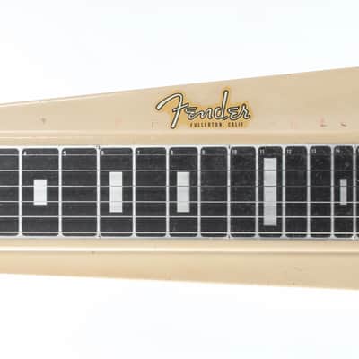 1958 Fender Champ desert tan image 3