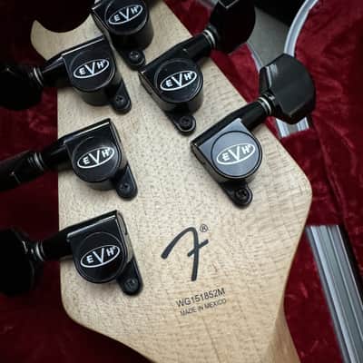 EVH WOLFGANG LIMITED EDITION 2015 - Red - Black - White Striped Eddie Van Halen Custom shop image 9