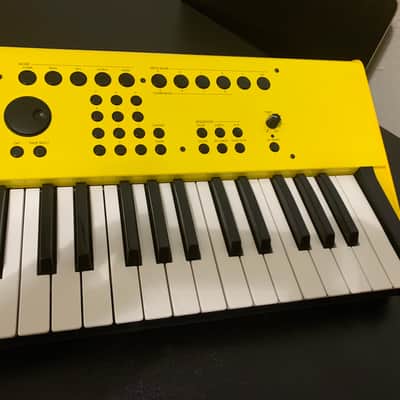Korg M50 61 Yellow | Reverb