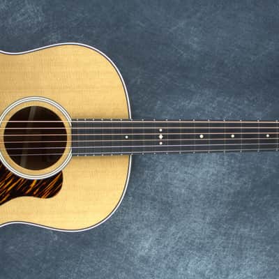 Taylor Gold Label 517E ~ Secondhand image 2