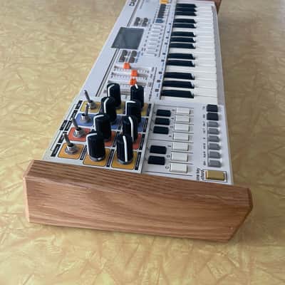 Casio PT-30 31-Key Mini Synthesizer | Reverb