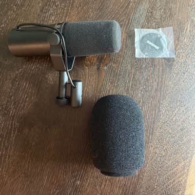 Shure SM7B Cardioid Dynamic Microphone 2001 - Present - Black image 1