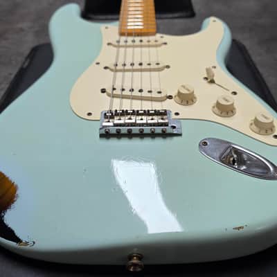 Fender 1956 Stratocaster Relic CUSTOM SHOP LIMITED EDITION FSR Sonic Blue over Sunburst! 2005 Time Capsule Case Queen American Vintage 50s 1950's Reissue USA Strat Guitar image 3