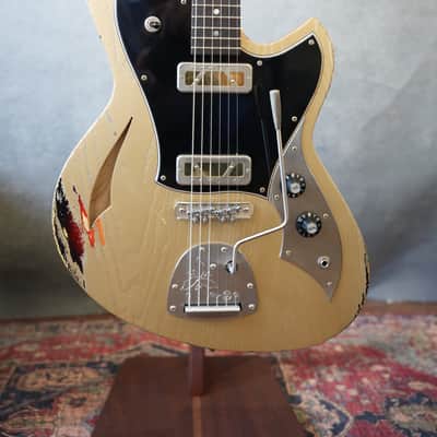 Novo Miris J. Custom image 2