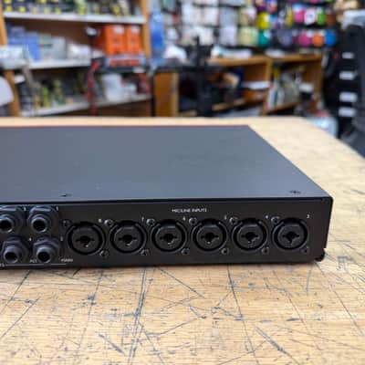 Focusrite Scarlett 18i20 3rd Gen USB Audio Interface with Original Box and Rack Ears image 15