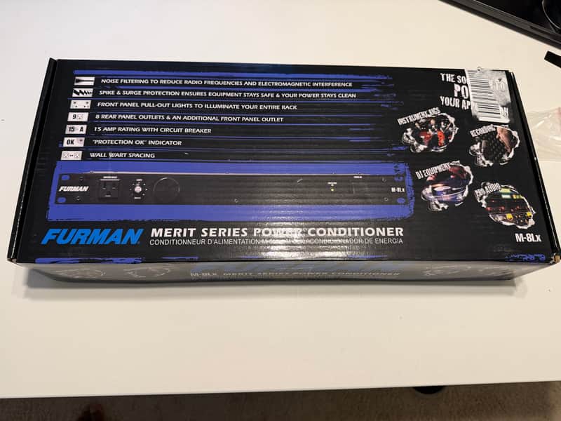 Furman M-8Lx Power Conditioner with Lights