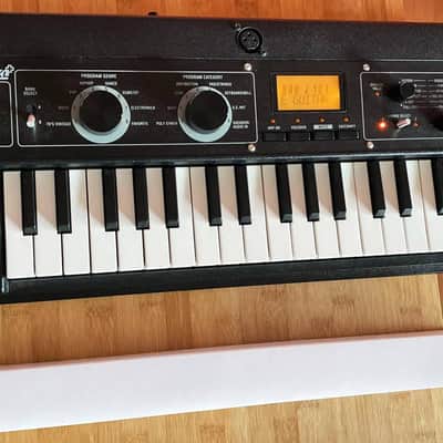 Korg microKORG XL+ 37-key analog-modeling synthesizer vocoder synth Excellent Condition + New Gooseneck Microphone image 2