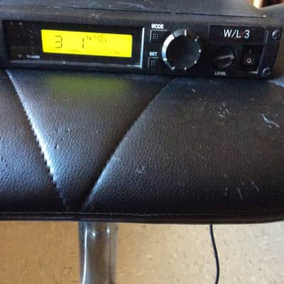 Shure ULXP4 Receiver 2010s - 2012 image 1