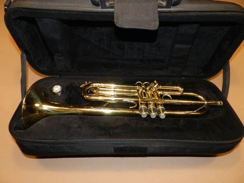Bach TR300 Student Trumpet image 1