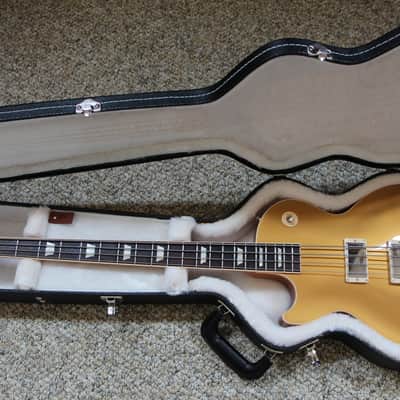 Gibson Left Handed Les Paul Bass 2013 Gold Top Lefty image 1